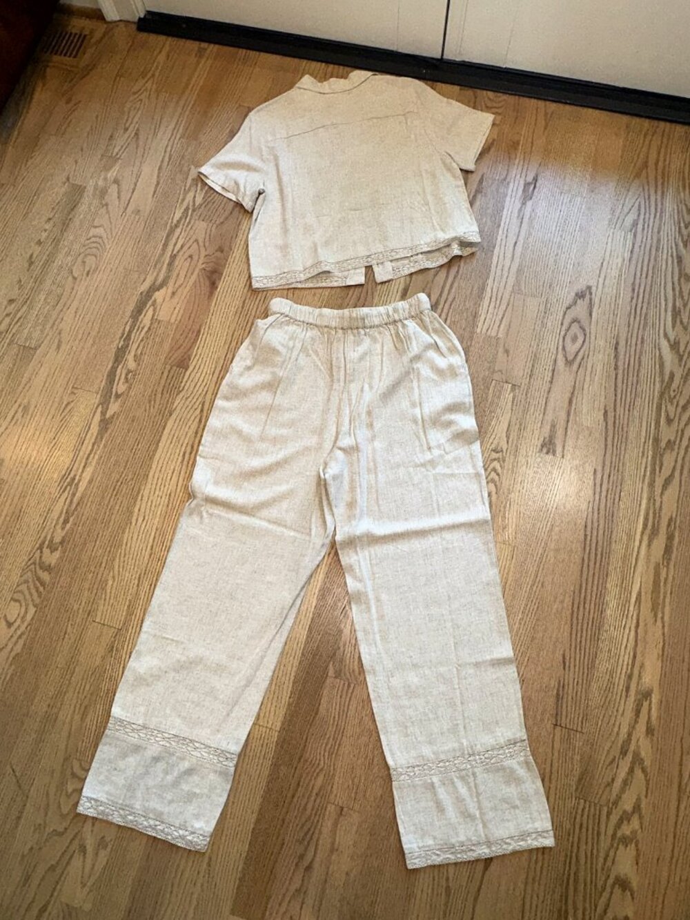 NWT And Now This Linen Blend Short Sleeve Shirt and Pants Set Lace Trim Size M